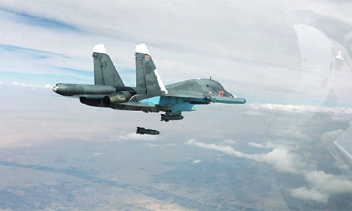 Bombarderos rusos desplegados en Irán atacan posiciones terroristas en Siria